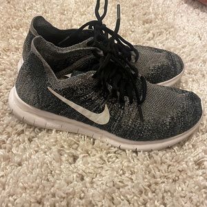 Nike Free RN Flyknit